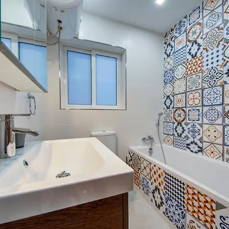 Cosy 3br With Private Terrace In By 360 Estates Apartment