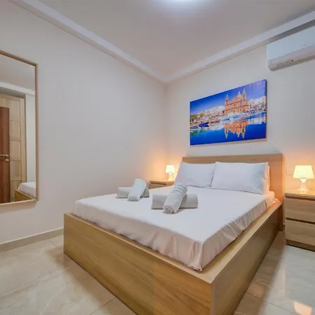 Cosy 3br With Private Terrace In By 360 Estates