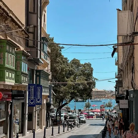 Cosy 3br With Private Terrace In By 360 Estates * Sliema