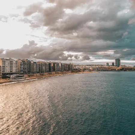 Cosy 3br With Private Terrace In By 360 Estates Sliema